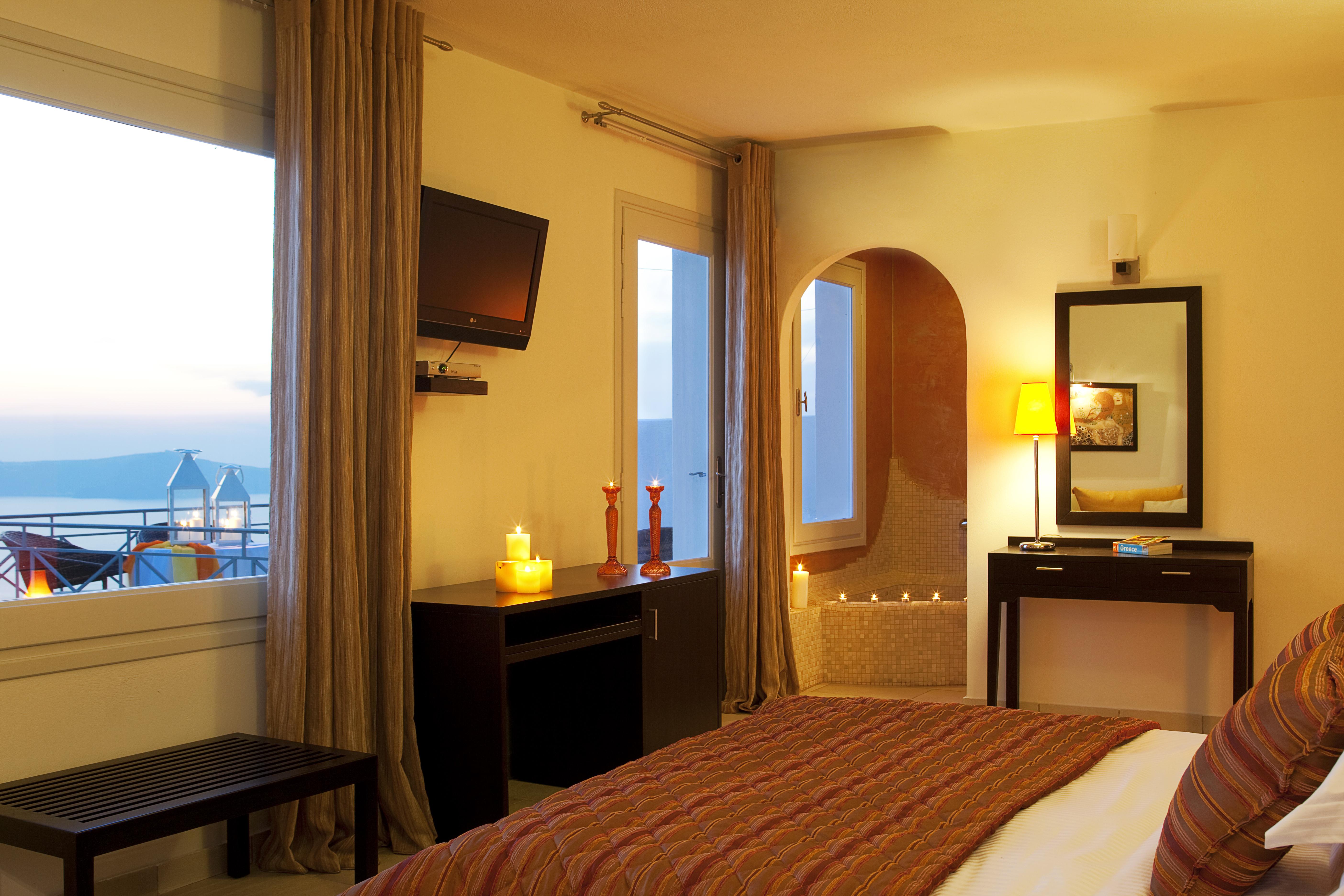 Adamant Suites (Adults Only) Φηρά Εξωτερικό φωτογραφία