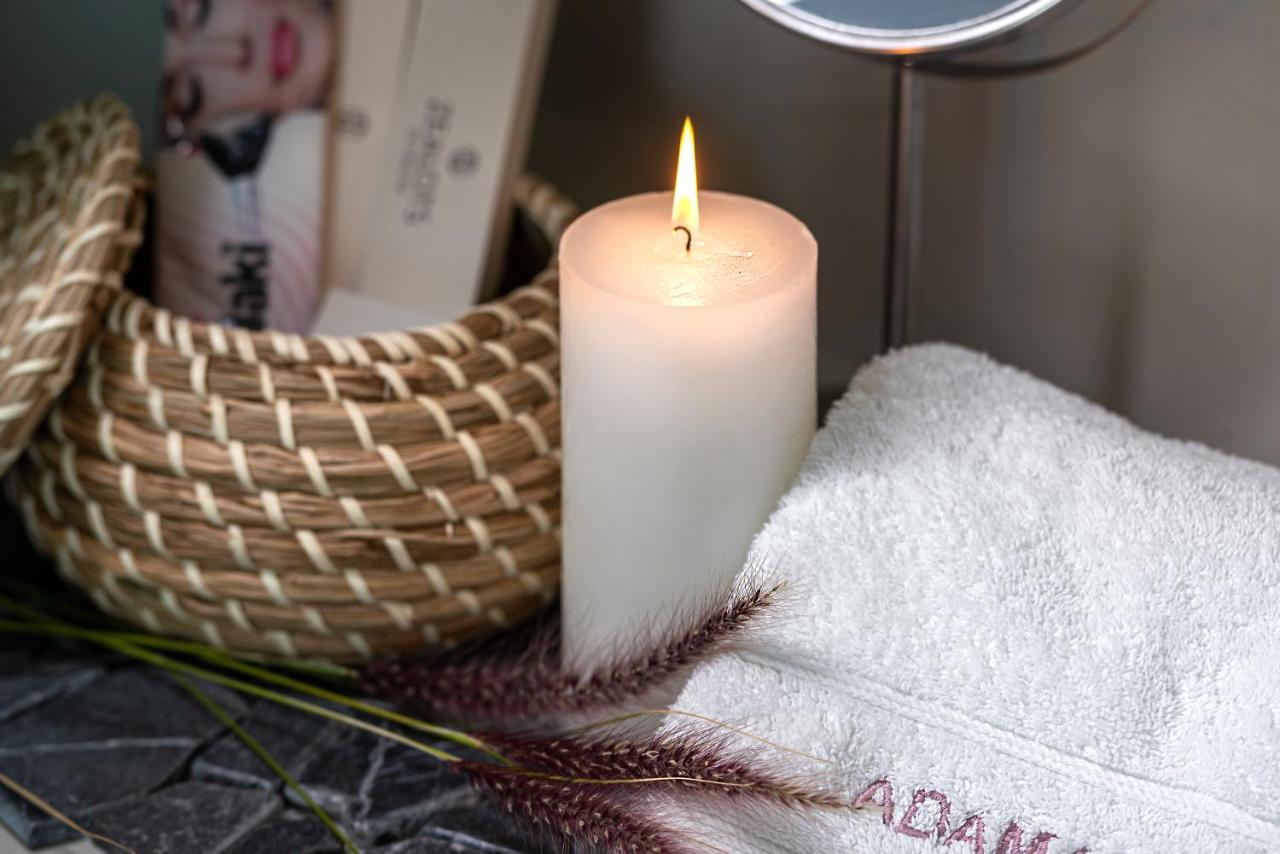 Adamant Suites (Adults Only) Φηρά Εξωτερικό φωτογραφία